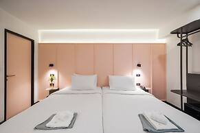 Myhotel CMYK Ratchada