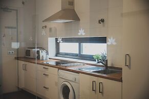 AZZ Sevilla Torre de la Plata