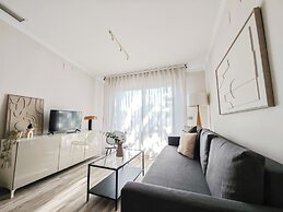 AZZ Sevilla Torre de la Plata