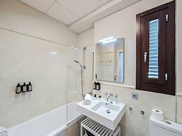 AZZ Sevilla Torre de la Plata