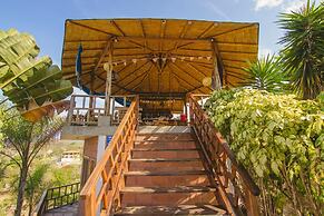 Happy Hill Hostel