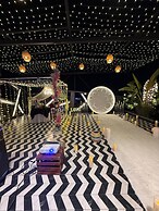 Dragonfly - The Art Hotel