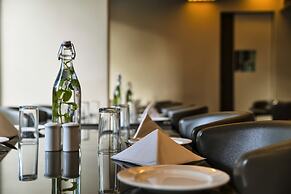 Dragonfly Hotel - The Art Hotel