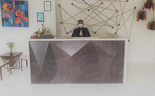 Dragonfly Hotel - The Art Hotel