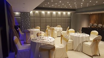 Dragonfly Hotel - The Art Hotel