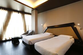 Dragonfly Hotel - The Art Hotel