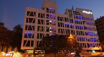 Dragonfly Hotel - The Art Hotel