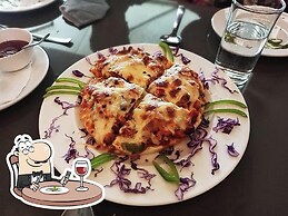 Dragonfly - The Art Hotel
