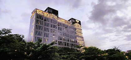 Dragonfly Hotel - The Art Hotel