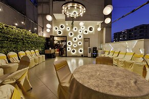 Dragonfly - The Art Hotel