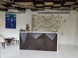 Dragonfly Hotel - The Art Hotel