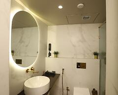 Dragonfly - The Art Hotel