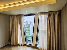 Dragonfly - The Art Hotel