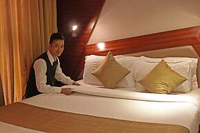 Dragonfly Hotel - The Art Hotel