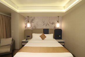 Dragonfly - The Art Hotel