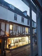 Cathedral Gate Hotel