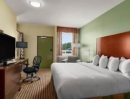Ramada by Wyndham Carlyle