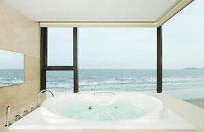 Sheraton Yantai Golden Beach Resort