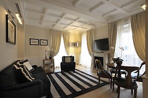 Trevi Palace Luxury Inn