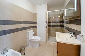 Residence Salina Bay