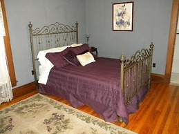 The Decker House Bed & Breakfast
