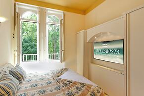 Bellavista Lakefront Hotel & Apartments