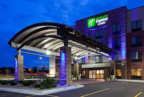Holiday Inn Express & Suites Rochester – Mayo Clinic Area, an IHG Hote