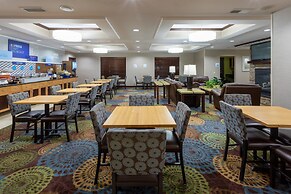 Holiday Inn Express & Suites Rochester – Mayo Clinic Area by IHG