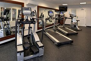 Holiday Inn Express & Suites Greenfield by IHG