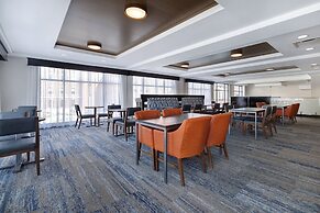 Holiday Inn Express & Suites Kansas City KU Medical Center by IHG