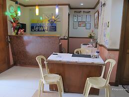 Sea Jewel Beach Resort Puerto Galera