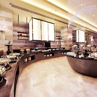 Royal Suites & Tower