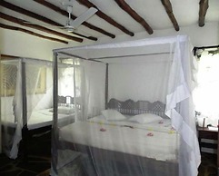 Marine Holiday House