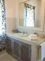 Marine Holiday House