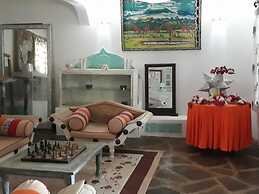 Marine Holiday House