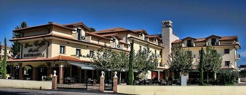 Fashion Hotel