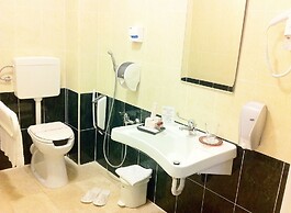 Fashion Hotel