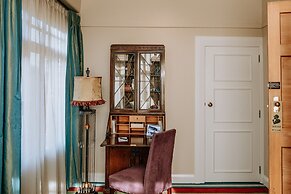 Art Deco Masonic Hotel