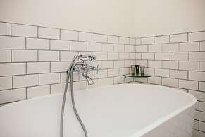 Art Deco Masonic Hotel