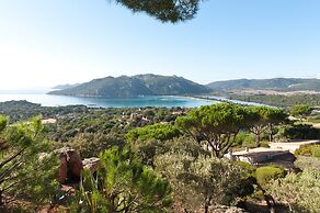 Residence Marina di Santa Giulia