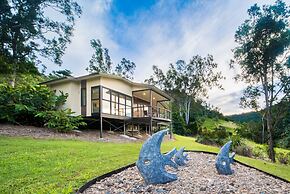 Seclude Rainforest Retreat