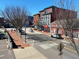Mainstay Inn