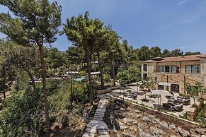 Bayit Bagalil Boutique By Herbert Samuel