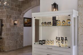 Bayit Bagalil Boutique By Herbert Samuel