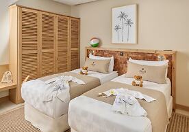 Palm Hotel and Spa