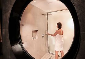 Palm Hotel and Spa