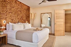 Palm Hotel and Spa