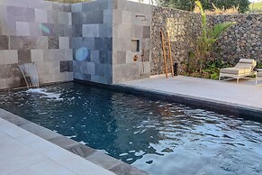 Palm Hotel and Spa