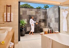 Palm Hotel and Spa