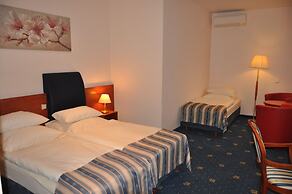 Hotel Gwarna